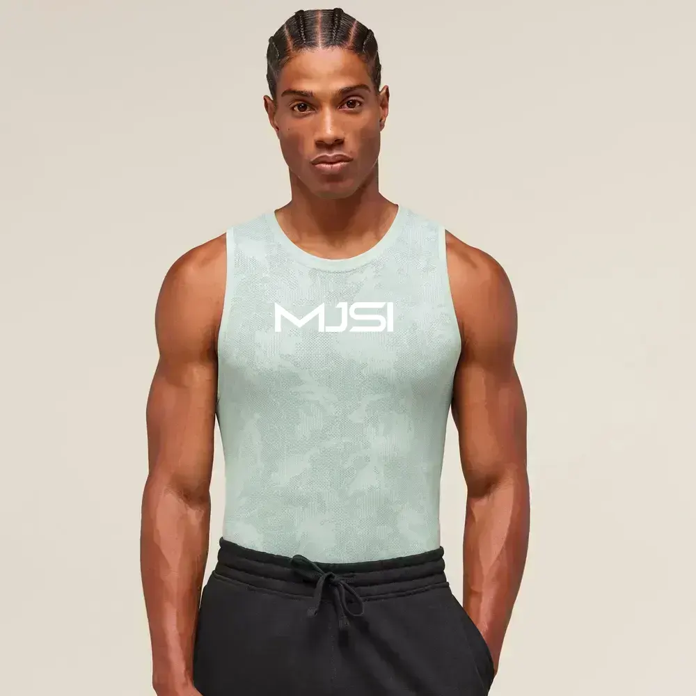 Geo Seamless Tank